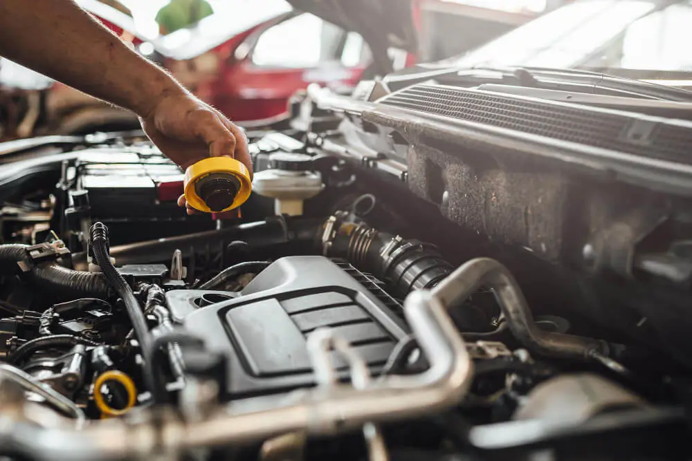 Oil Change Filter Services in Dubai